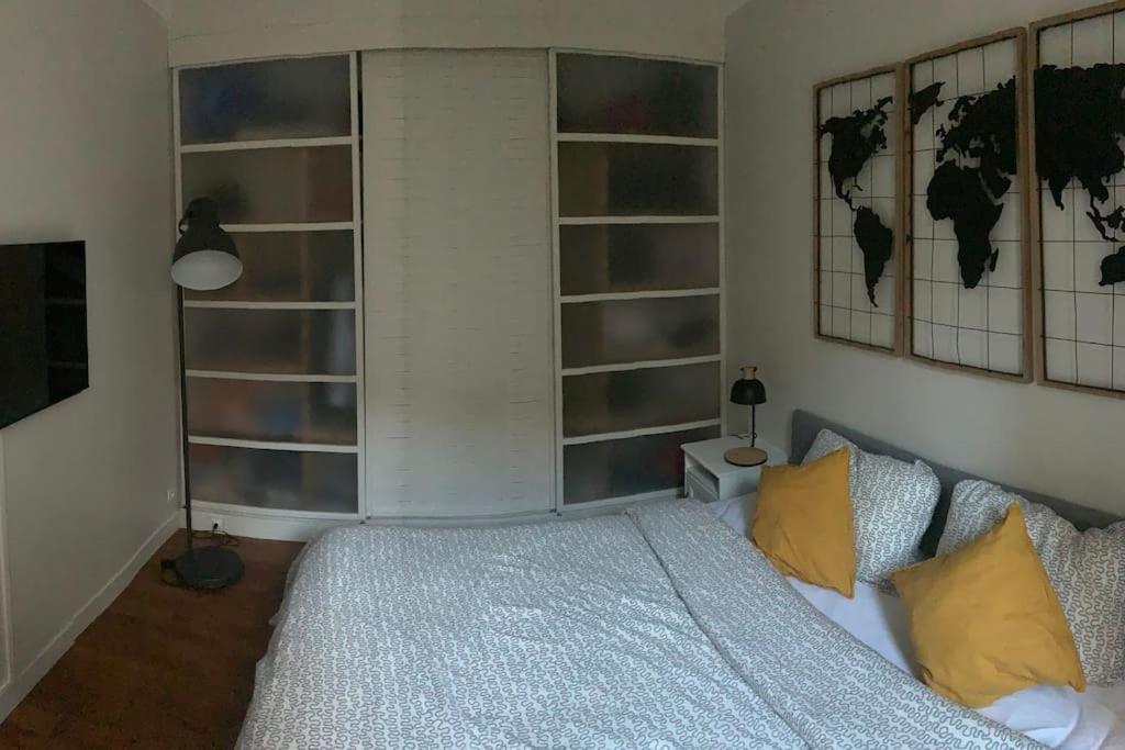 Apartment Epinettes - Rdc Calme Sur Cour *